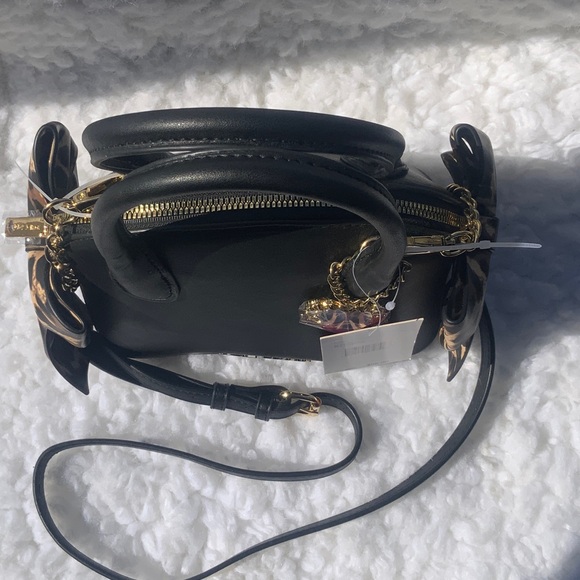 Betsey Johnson XOHOLLY DOME Black Satchel with Leopard Trim and Gold Hardware - Picture 8 of 15